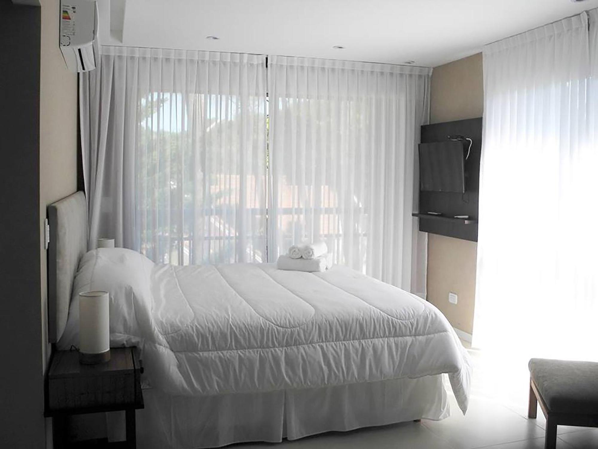 Suite House كاريلو الغرفة الصورة